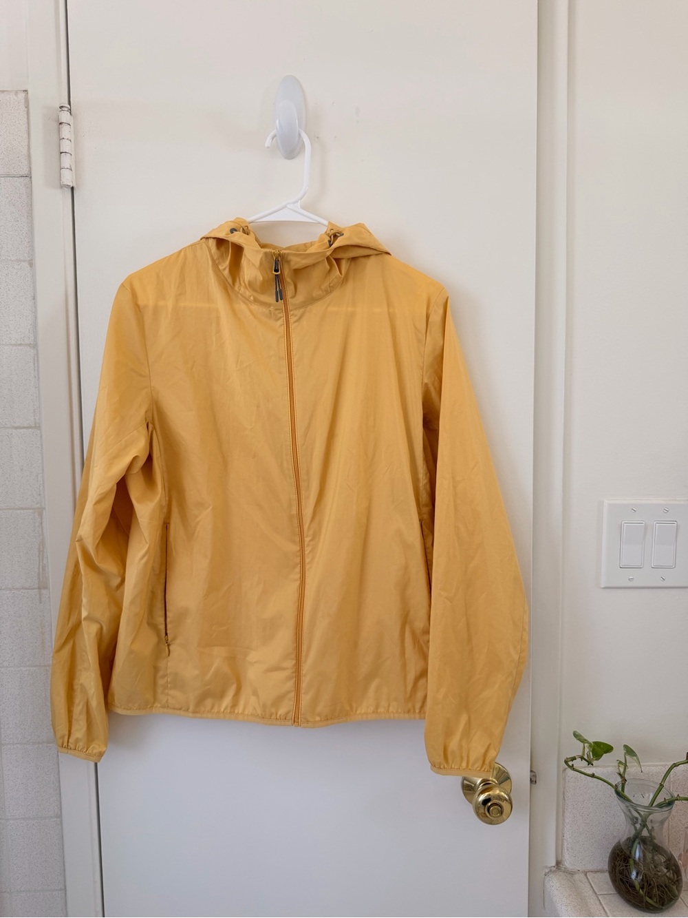 Lightweight Airism Yellow Hooded Windbreaker